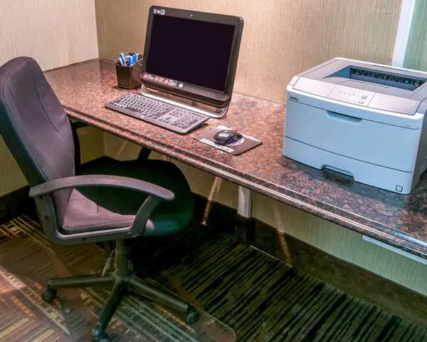 Quality Inn 4