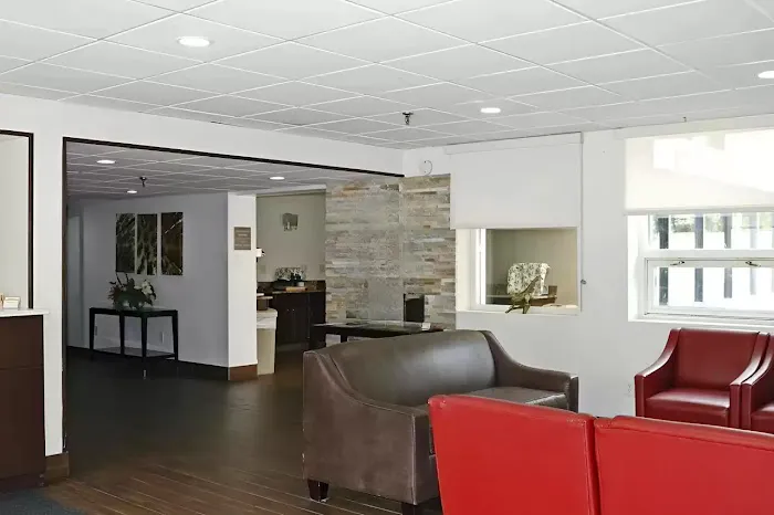 Quality Inn 4