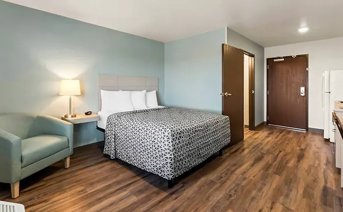 WoodSpring Suites Easton Nazareth 4