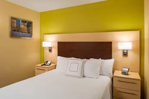 TownePlace Suites Bethlehem Easton/Lehigh Valley 4