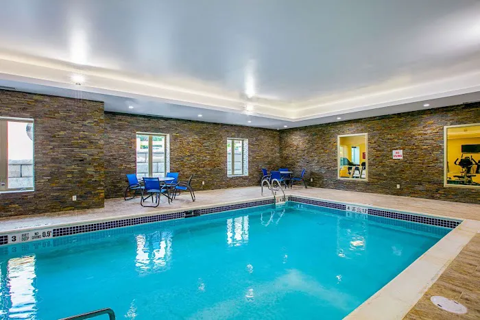 Comfort Suites Fishkill near Interstate 84 4