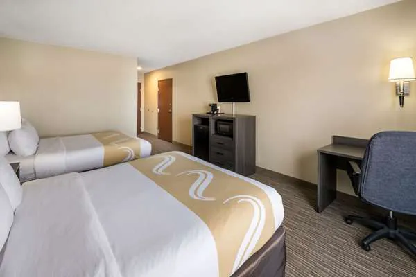 Quality Inn & Suites Fishkill South near I-84 4