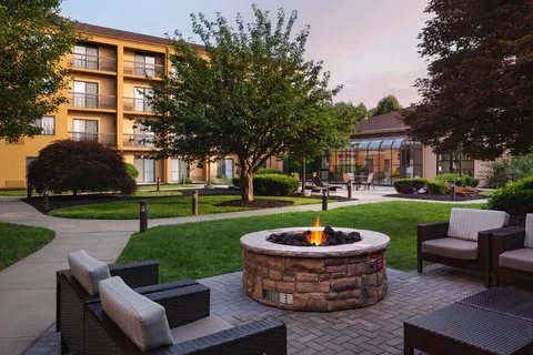 Courtyard Fishkill 4