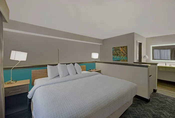 Best Western Fishkill Inn & Suites 4