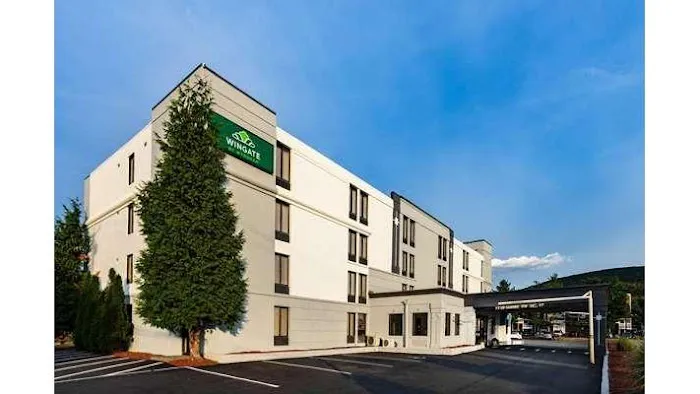 Wingate by Wyndham Fishkill 4