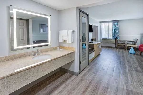 Wingate by Wyndham Fishkill 4