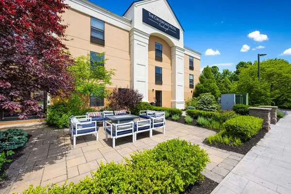 The Crossroads Hotel - Newburgh 4