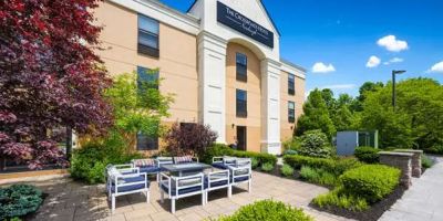 The Crossroads Hotel - Newburgh