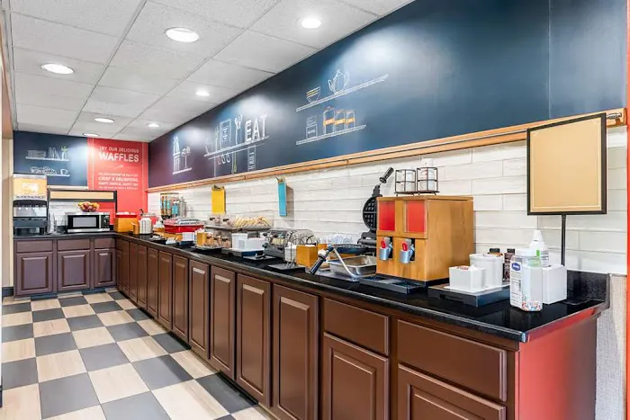 Hampton Inn Stroudsburg/Poconos 4