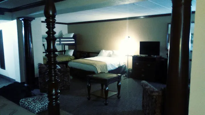 Pocono Plaza Inn 4