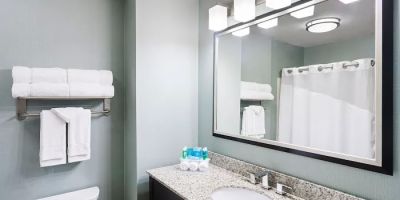 Holiday Inn Express & Suites Stroudsburg-Poconos by IHG
