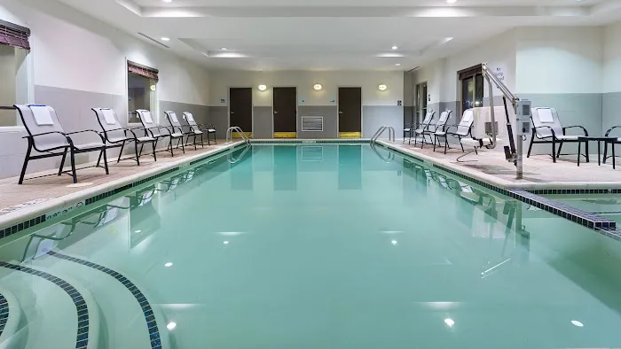Holiday Inn Express & Suites Stroudsburg-Poconos by IHG 4