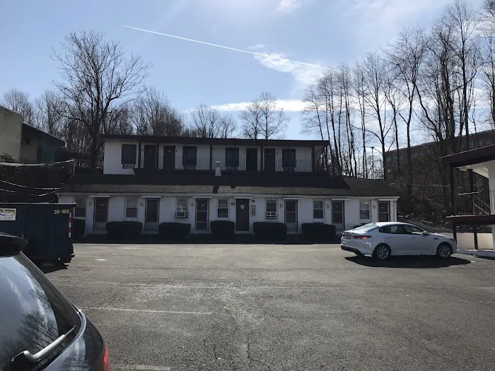 Penn Lodge Hotel & Suites 4