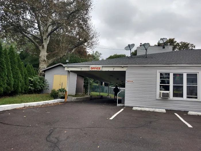 Scottish Inns & Suites Bensalem, PA 4