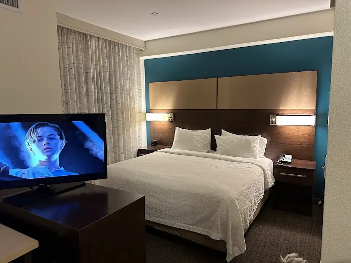 Residence Inn Long Island East End 4