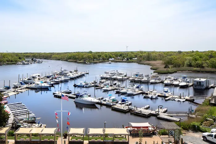 Hyatt Place Long Island/East End 5