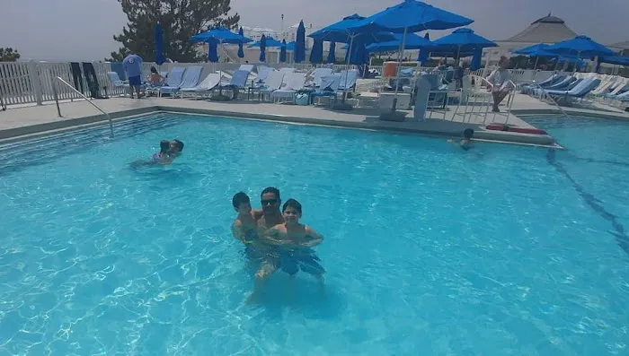 The Ocean Resort at Bath and Tennis 4