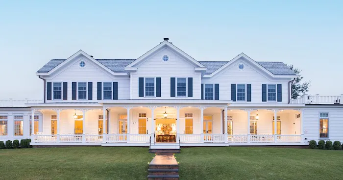 The Quogue Club at Hallock House 4