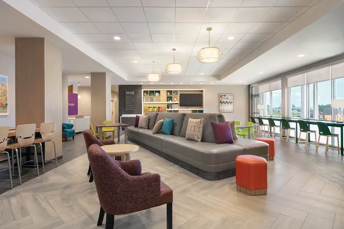 Home2 Suites by Hilton Easton 4