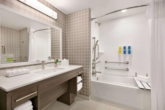 Home2 Suites by Hilton Easton 4