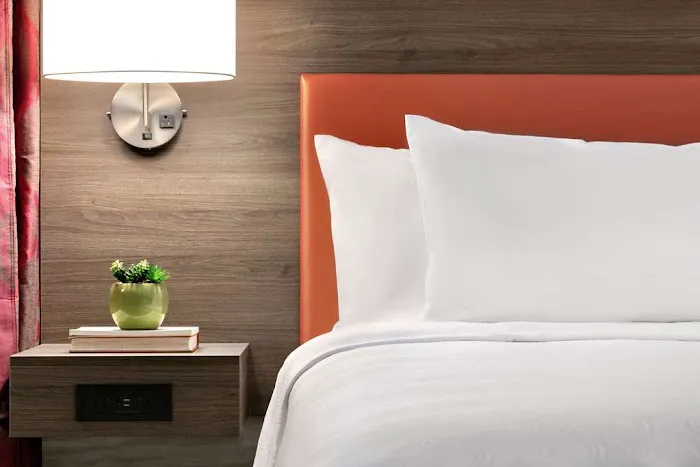 Home2 Suites by Hilton Easton 4