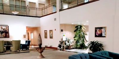 Maron Hotel & Suites