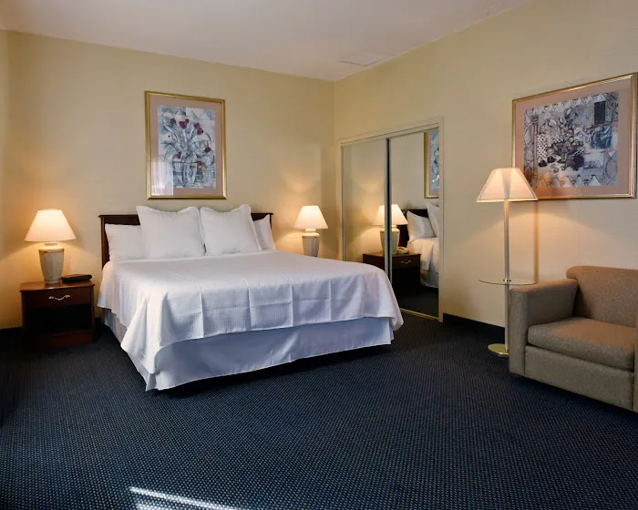 Maron Hotel & Suites 4