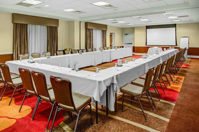 Hilton Garden Inn Danbury 4