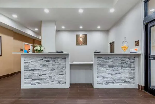 Comfort Inn 4