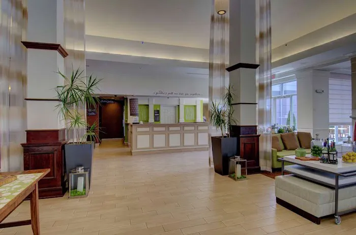 Hilton Garden Inn Norwalk 4
