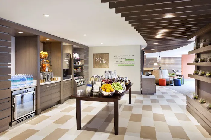EVEN Hotel Norwalk, an IHG Hotel 4