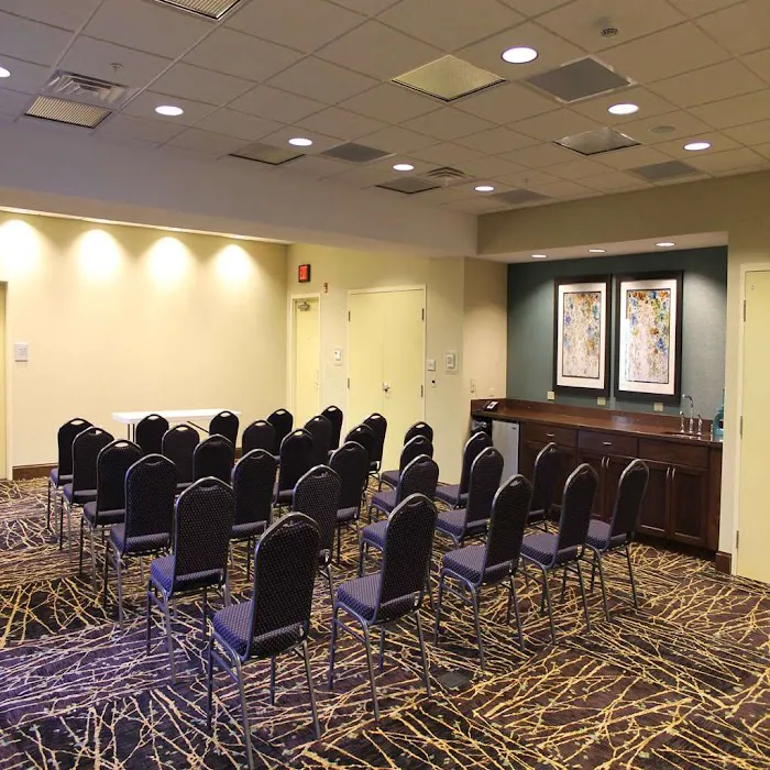 Hampton Inn & Suites Stroudsburg Pocono Mountains 5