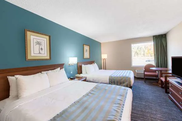 Baymont by Wyndham Bartonsville Poconos 4