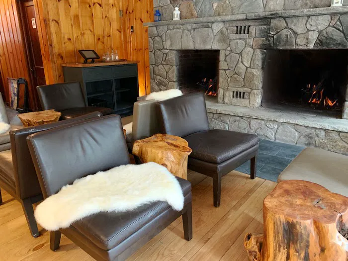 Blue Fox Motel 4