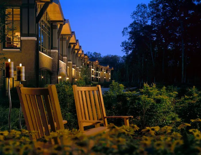 The Lodge at Woodloch 4
