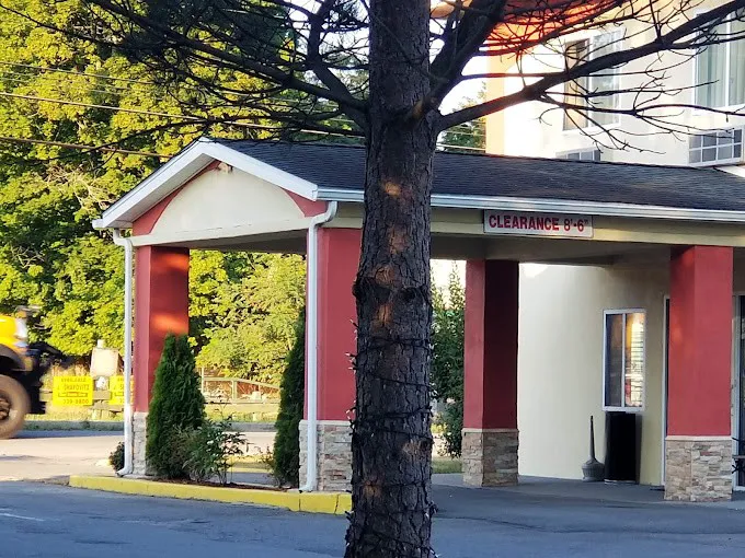The Sullivan Inn 4
