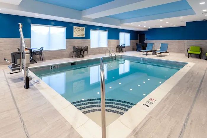 Hampton Inn Monticello 4