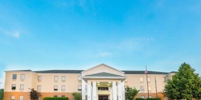 Holiday Inn Express & Suites Burlington - Mount Holly by IHG
