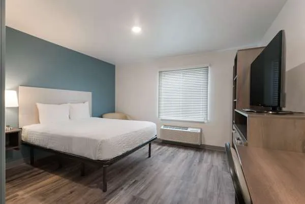 WoodSpring Suites Philadelphia Northeast 5