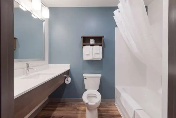 WoodSpring Suites Philadelphia Northeast 5