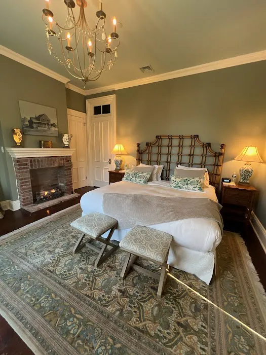 Jedediah Hawkins Inn 5