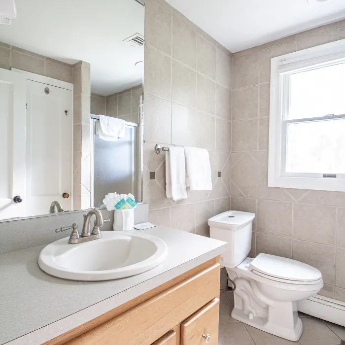 Hamptons Vacation Inn 4