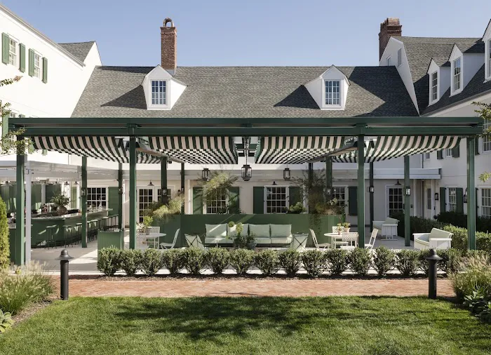 Canoe Place Inn & Cottage 4