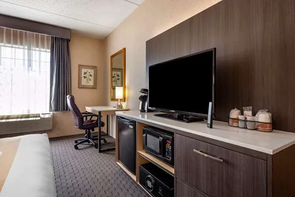 Quality Inn Montgomeryville-Philadelphia 4