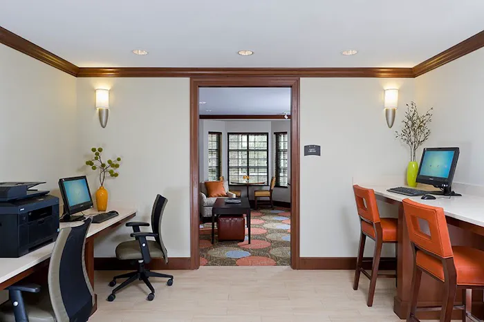 Staybridge Suites Philadelphia- Montgomeryville by IHG 4