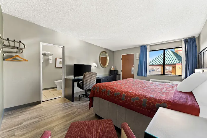 Knights Inn Montgomeryville 4