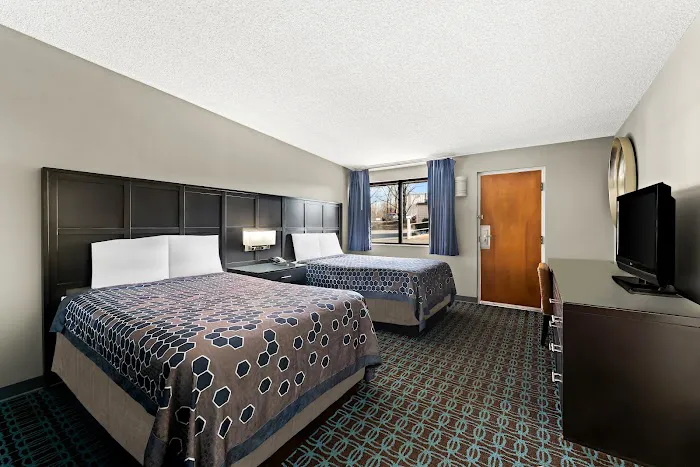 Knights Inn Montgomeryville 4
