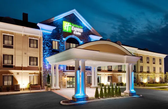Holiday Inn Express & Suites Warminster - Horsham by IHG 4