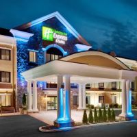 Holiday Inn Express & Suites Warminster - Horsham by IHG ico