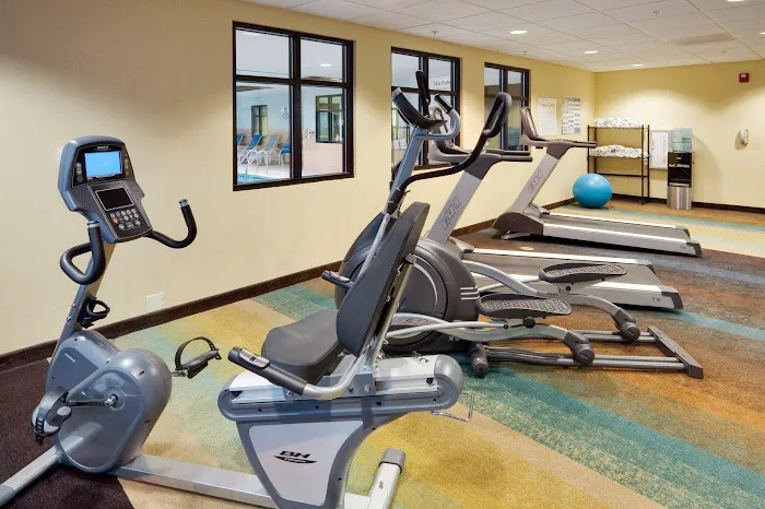Holiday Inn Express & Suites Warminster - Horsham by IHG 4